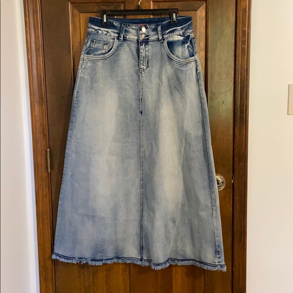 Long jean skirt